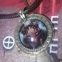 Медальон Diablo (Металл + стекло)