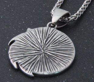 Кулон Геральта медальйон 3D Відьмак (The Witcher Geralt) з нержавіючої сталі із серіалу