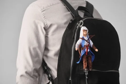 Брелок WP Merchandise плюшевый ASSASSINS CREED Ratonhnhaké: ton 20 см. -   -