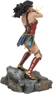 Фігурка Diamond Select Toys DC Justice League: Wonder Woman Чудо жінка 25 см.