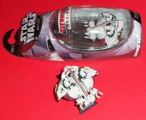 Фигурка Hasbro Star Wars RED SWAMP SPEEDER 2005 -   -  