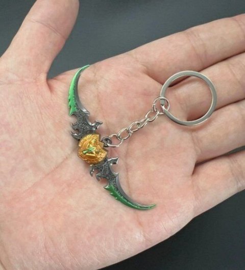 Брелок World of Warcraft Warglaive Of Azzinoth Боевые глефы Аззинота 7 см. №2 -   -  