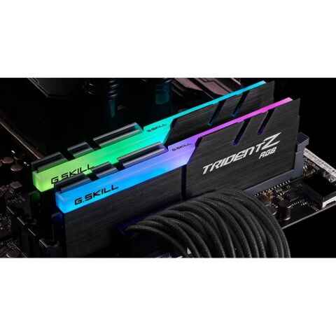 Модуль памяти для компьютера DDR4 32GB (2x16GB) 3600 MHz Trident Z RGB G.Skill (F4-3600C18D-32GTZR) - Модули памяти для компьютера  - Модули памяти для компьютера 
